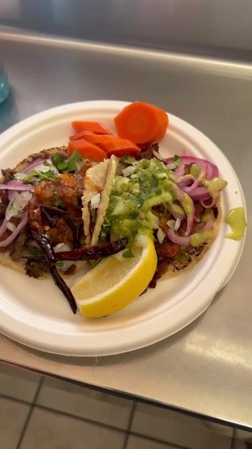 Tacos w/ hand made tortillas 😋🔥 #whattaeat