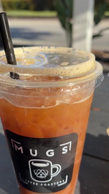 Cafe de Olla Cold Brew and Dulce de Leche Croissant 🥐 ☕️ from Mugs Coffee Roasters 🫶