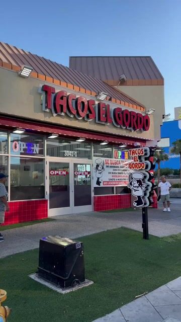 Tacos El Gordo is a must-have when in Vegas🔥🤌🏼